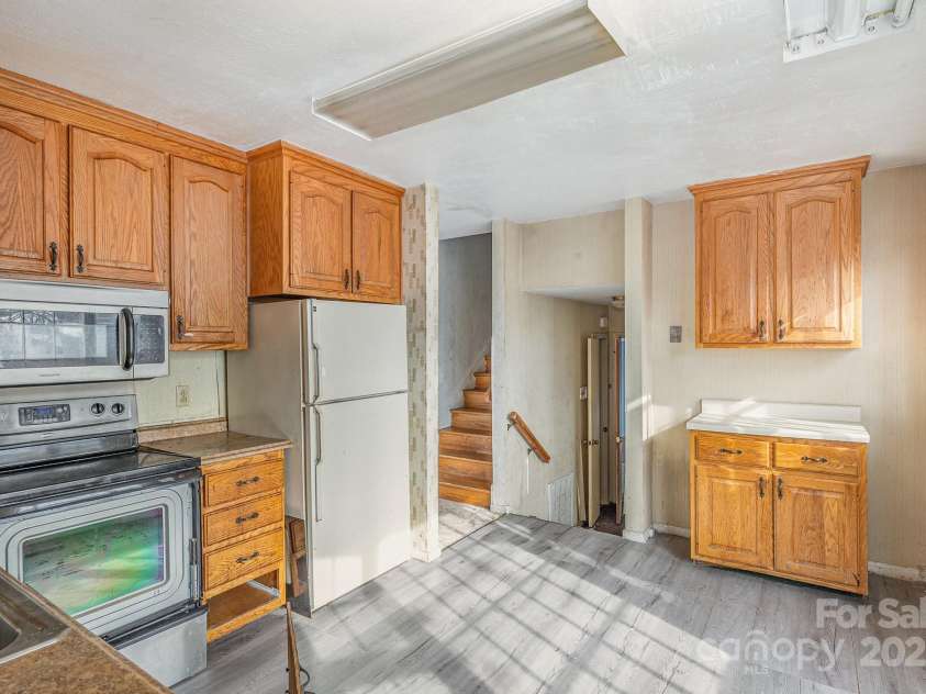 480 Santa Fe Drive, Fayetteville, NC 28303.  MLS# CAR4227354, YatesRealty ID 2691. 