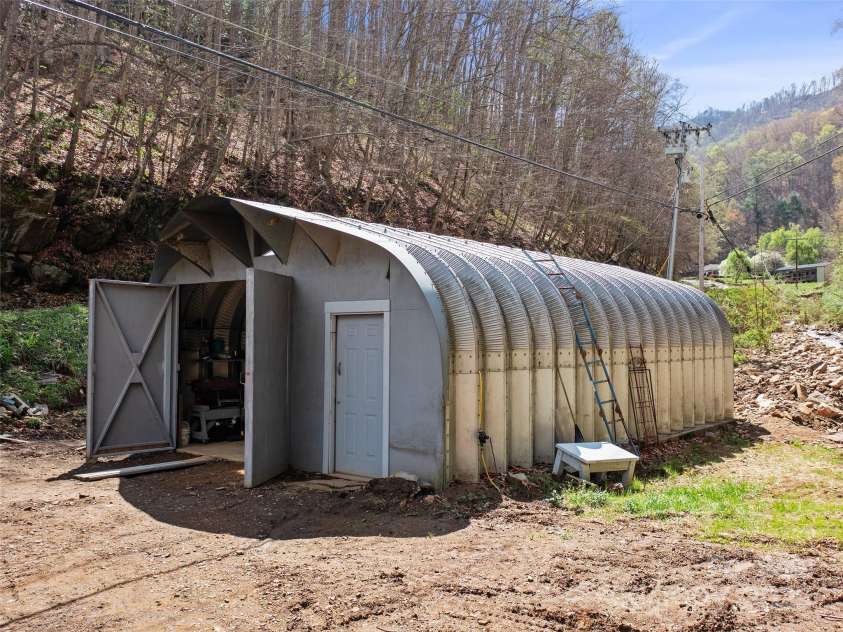 3829 Coxes Creek Road, Burnsville, NC 28714.  MLS# CAR4246043, YatesRealty ID 26911. Comes with Heater mounted and doors to each end for ventalization on both sides