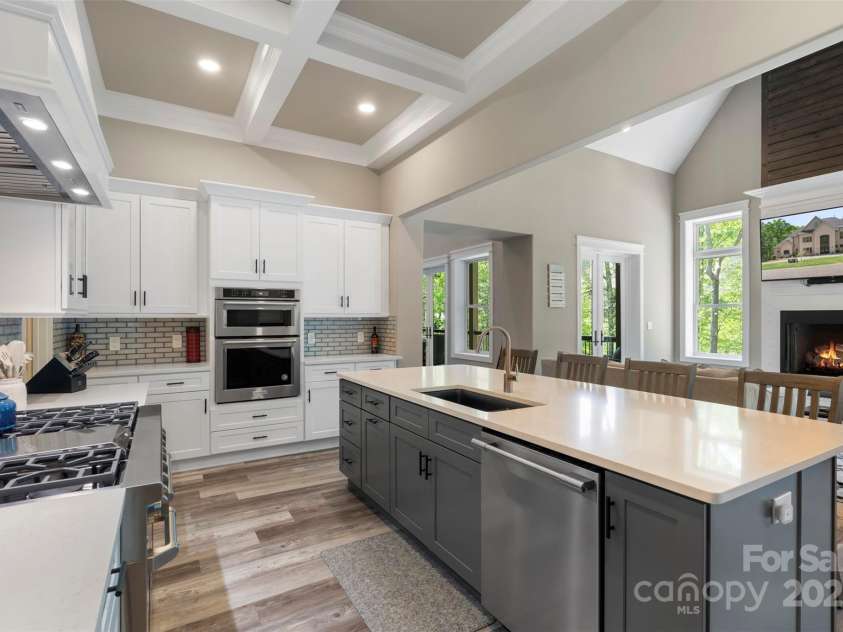 220 Palm Cove Way, York, SC 29745.  MLS# CAR4247587, YatesRealty ID 26912. 