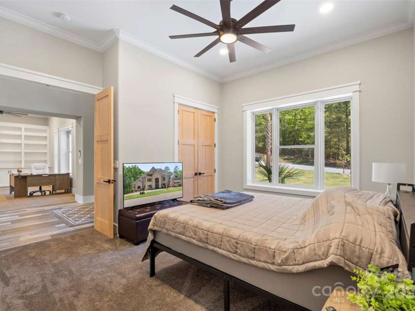 220 Palm Cove Way, York, SC 29745.  MLS# CAR4247587, YatesRealty ID 26912. 