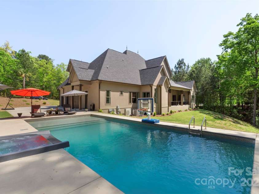 220 Palm Cove Way, York, SC 29745.  MLS# CAR4247587, YatesRealty ID 26912. 