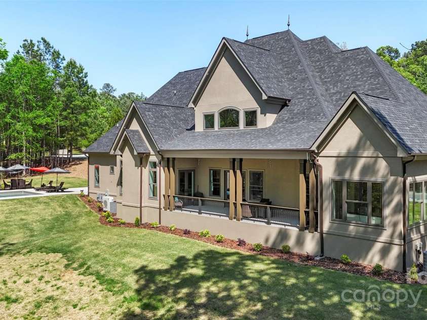 220 Palm Cove Way, York, SC 29745.  MLS# CAR4247587, YatesRealty ID 26912. 