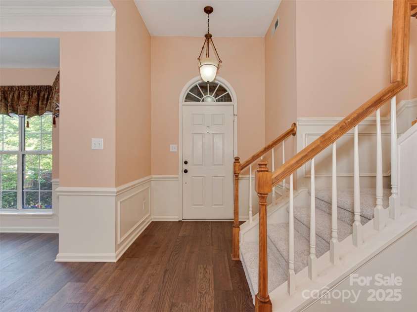2825 Redfield Drive, Charlotte, NC 28270.  MLS# CAR4253533, YatesRealty ID 26913. 