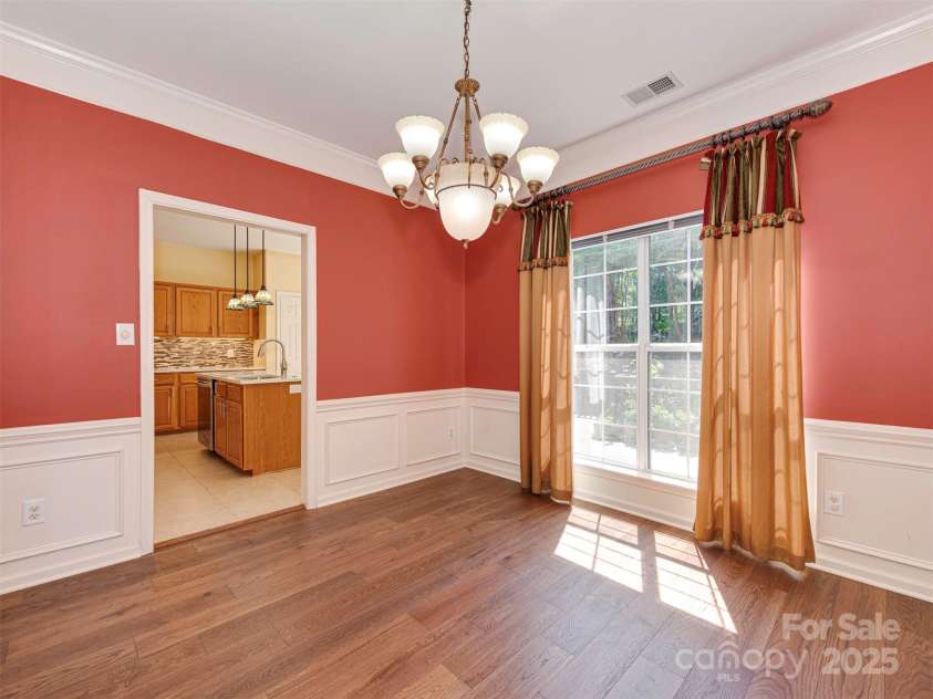 2825 Redfield Drive, Charlotte, NC 28270.  MLS# CAR4253533, YatesRealty ID 26913. 