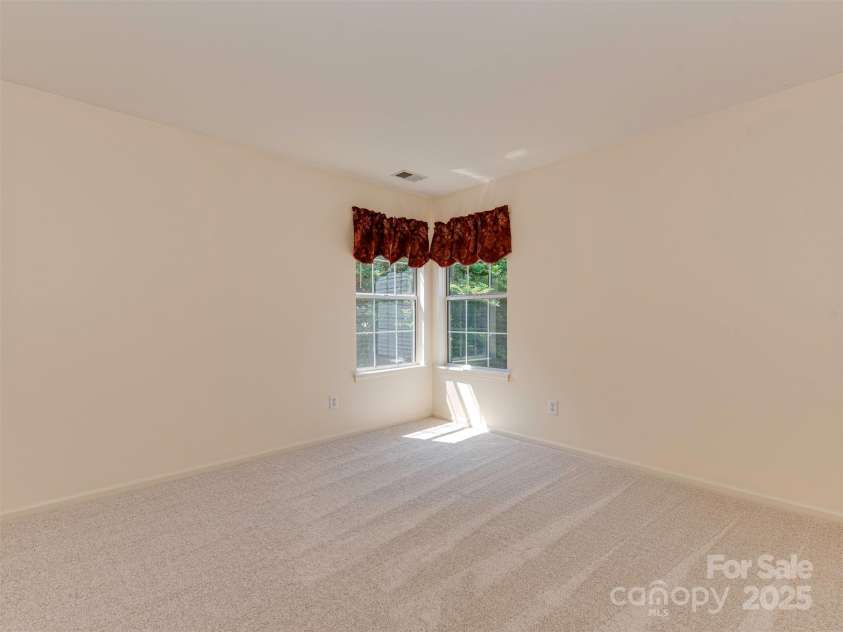 2825 Redfield Drive, Charlotte, NC 28270.  MLS# CAR4253533, YatesRealty ID 26913. 