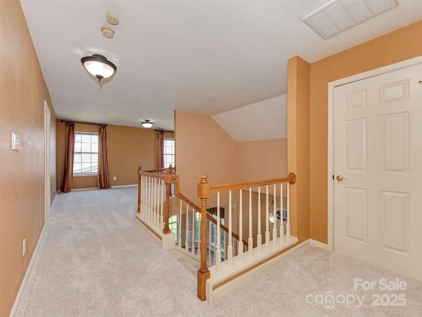 2825 Redfield Drive, Charlotte, NC 28270.  MLS# CAR4253533, YatesRealty ID 26913. 