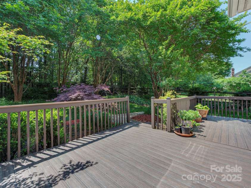2825 Redfield Drive, Charlotte, NC 28270.  MLS# CAR4253533, YatesRealty ID 26913. 