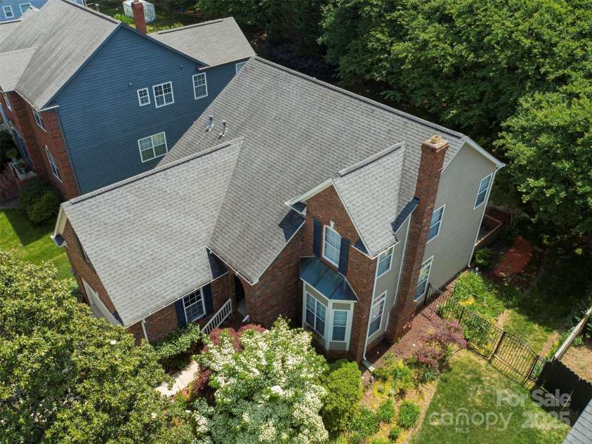 2825 Redfield Drive, Charlotte, NC 28270.  MLS# CAR4253533, YatesRealty ID 26913. 