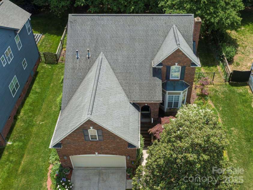 2825 Redfield Drive, Charlotte, NC 28270.  MLS# CAR4253533, YatesRealty ID 26913. 