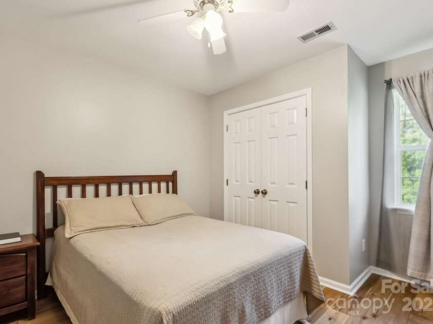 3223 Rheinwood Court, Matthews, NC 28105.  MLS# CAR4253678, YatesRealty ID 26914. 