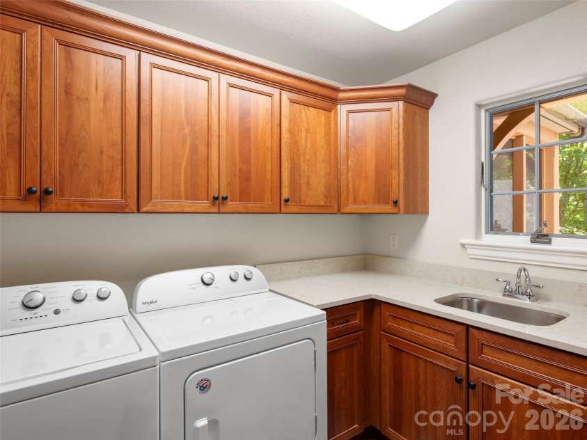 41 Hidden Hills Way, Arden, NC 28704.  MLS# CAR4382429, YatesRealty ID 26914. 