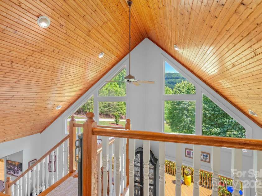 21 Kylie Grace Lane, Candler, NC 28715.  MLS# CAR4264412, YatesRealty ID 26915. 