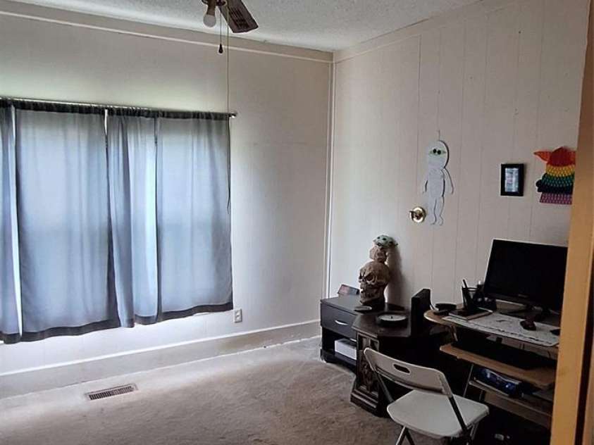 731 Third Avenue, Gastonia, NC 28054.  MLS# CAR4387838, YatesRealty ID 26916. Bedroom 3
