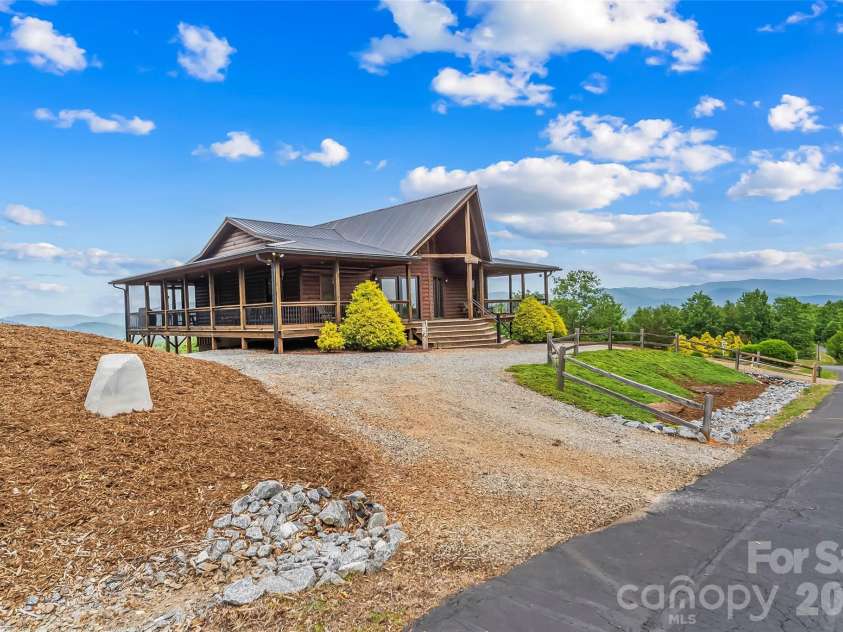 122 Azule Ridge Drive, Bostic, NC 28018.  MLS# CAR4386164, YatesRealty ID 26917. 