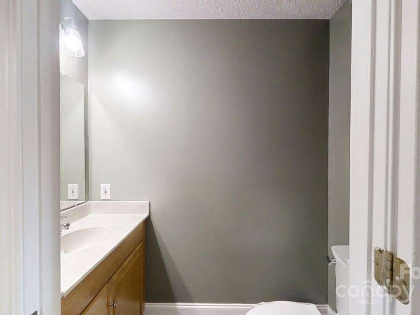 2377 Mintew Circle, Lincolnton, NC 28092.  MLS# CAR4258687, YatesRealty ID 26917. 