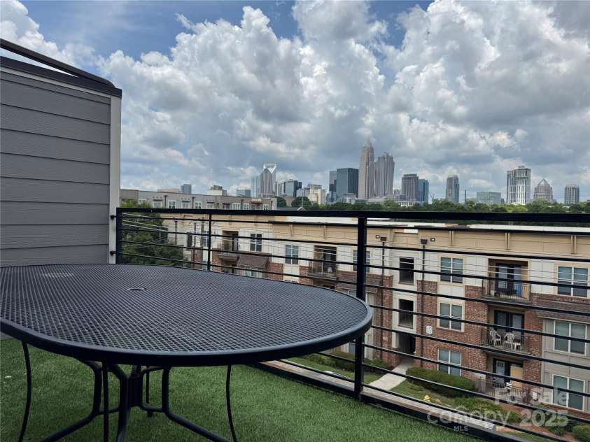 12115 Brooklyn Avenue, Charlotte, NC 28204.  MLS# CAR4273348, YatesRealty ID 26918. 