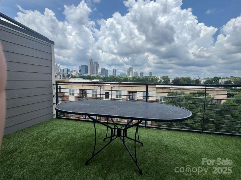 12115 Brooklyn Avenue, Charlotte, NC 28204.  MLS# CAR4273348, YatesRealty ID 26918. 
