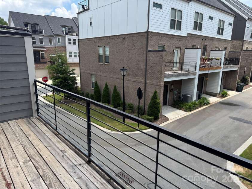 12115 Brooklyn Avenue, Charlotte, NC 28204.  MLS# CAR4273348, YatesRealty ID 26918. 