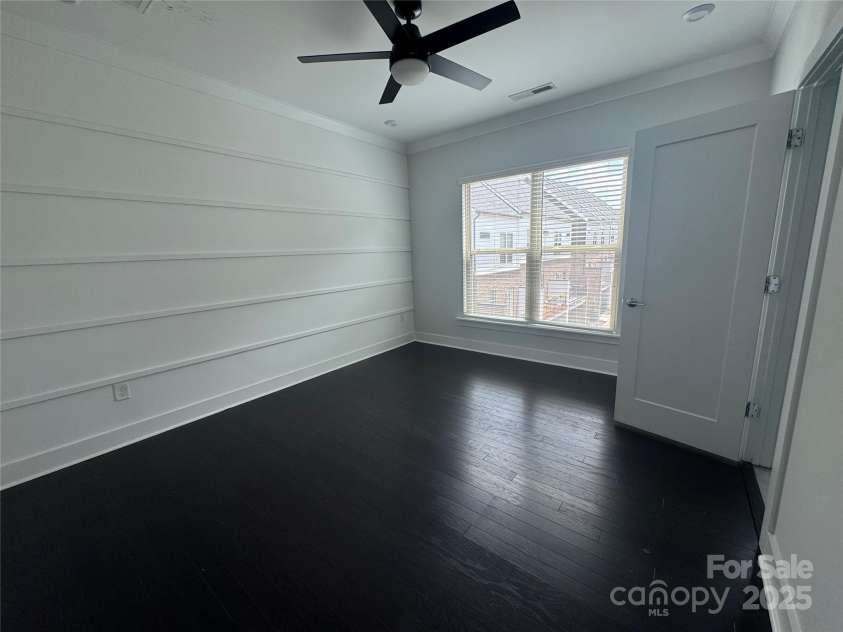 12115 Brooklyn Avenue, Charlotte, NC 28204.  MLS# CAR4273348, YatesRealty ID 26918. 