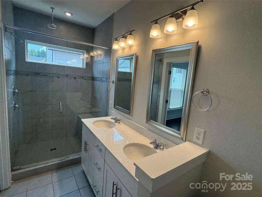 12115 Brooklyn Avenue, Charlotte, NC 28204.  MLS# CAR4273348, YatesRealty ID 26918. 
