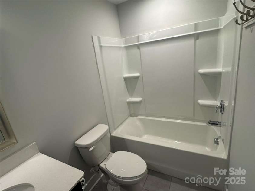 12115 Brooklyn Avenue, Charlotte, NC 28204.  MLS# CAR4273348, YatesRealty ID 26918. 