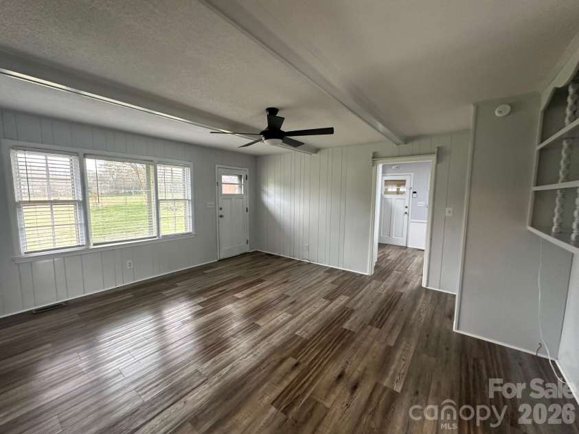 505 Highway 11 Highway, Chesnee, SC 29323.  MLS# CAR4388160, YatesRealty ID 26918. 