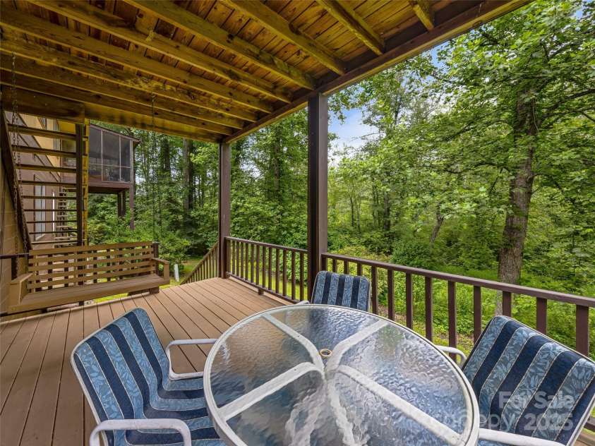 128 View De Lake Drive, Etowah, NC 28729.  MLS# CAR4274148, YatesRealty ID 26919. Lower level deck