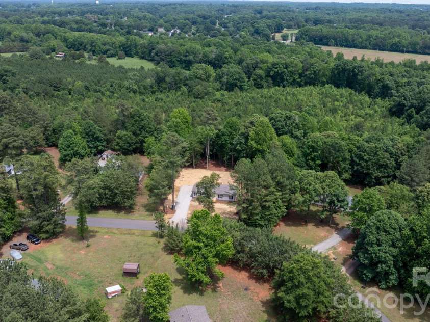 1331 Maiden Wood Circle, Maiden, NC 28650.  MLS# CAR4388075, YatesRealty ID 26919. 