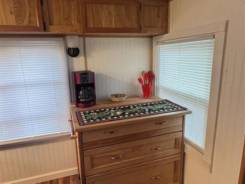 103 Teaberry Lane, Newland, NC 28657.  MLS# CAR4326344, YatesRealty ID 2692. 