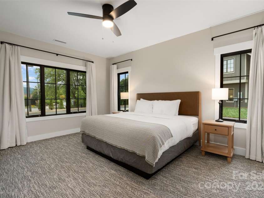 72 Raines Boulevard, Waynesville, NC 28786.  MLS# CAR4138214, YatesRealty ID 2692. 