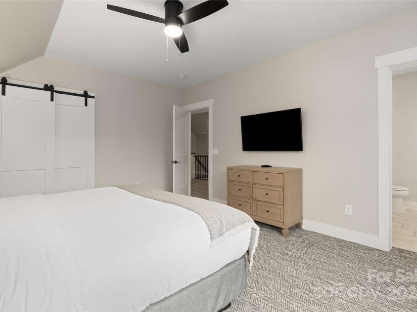 72 Raines Boulevard, Waynesville, NC 28786.  MLS# CAR4138214, YatesRealty ID 2692. 