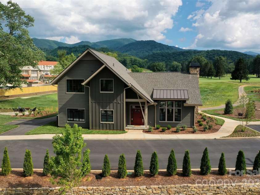 72 Raines Boulevard, Waynesville, NC 28786.  MLS# CAR4138214, YatesRealty ID 2692. 