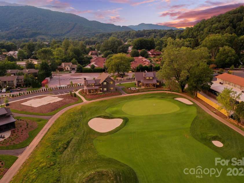 72 Raines Boulevard, Waynesville, NC 28786.  MLS# CAR4138214, YatesRealty ID 2692. 