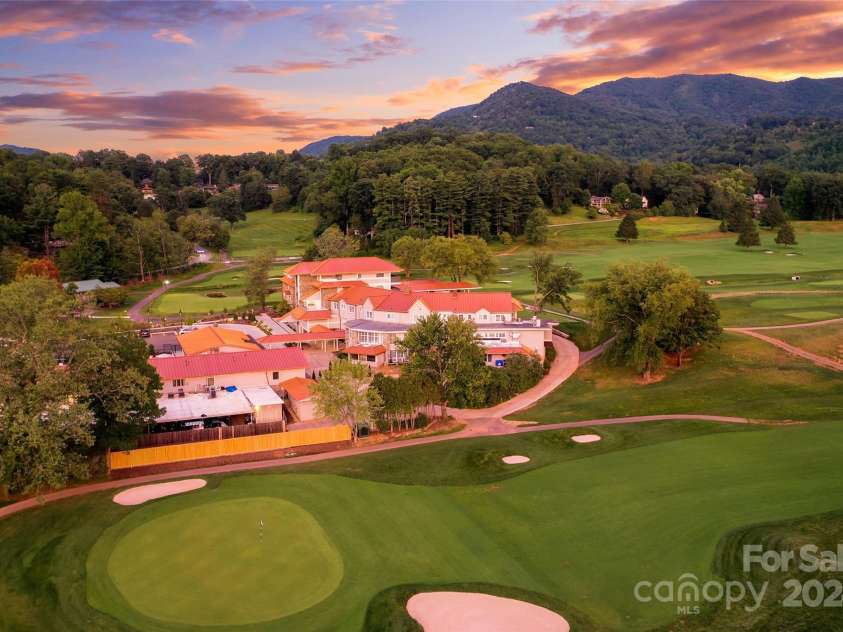 72 Raines Boulevard, Waynesville, NC 28786.  MLS# CAR4138214, YatesRealty ID 2692. 