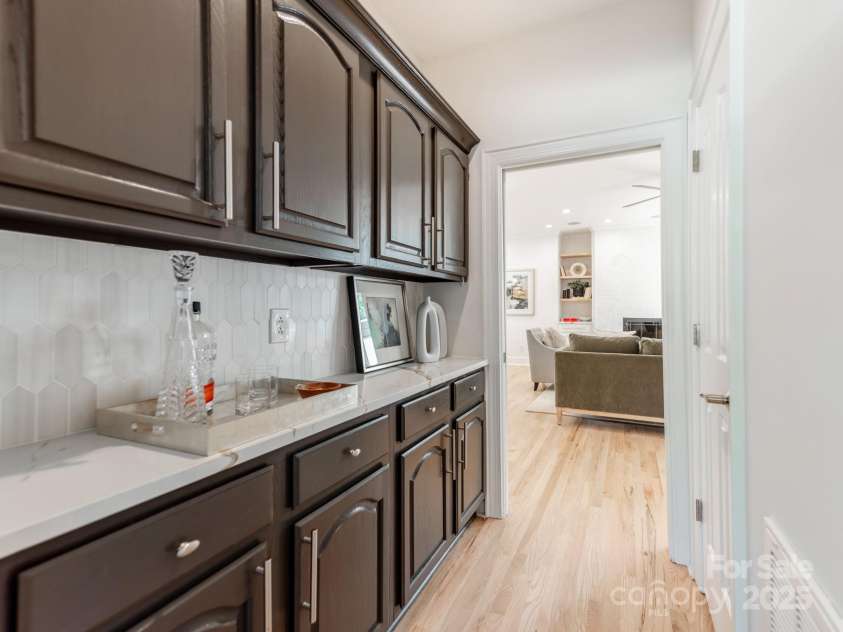 12001 Pine Valley Club Drive, Charlotte, NC 28277.  MLS# CAR4277556, YatesRealty ID 26921. 