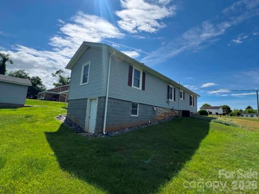 1230 Zephyr Mountain Park Road, State Road, NC 28676.  MLS# CAR4388167, YatesRealty ID 26922. 
