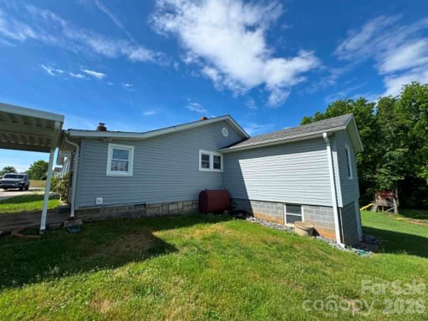 1230 Zephyr Mountain Park Road, State Road, NC 28676.  MLS# CAR4388167, YatesRealty ID 26922. 