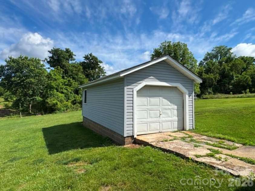1230 Zephyr Mountain Park Road, State Road, NC 28676.  MLS# CAR4388167, YatesRealty ID 26922. 