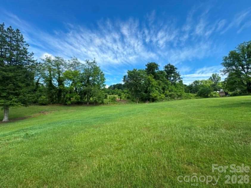 1230 Zephyr Mountain Park Road, State Road, NC 28676.  MLS# CAR4388167, YatesRealty ID 26922. 