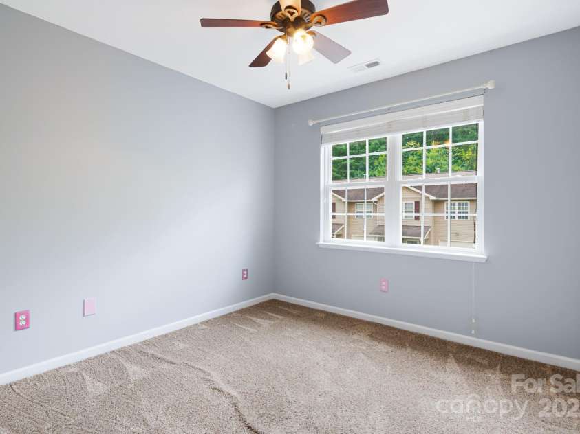 181 Farington Circle, Fletcher, NC 28732.  MLS# CAR4278708, YatesRealty ID 26922. 