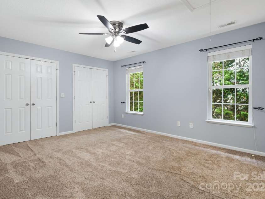 181 Farington Circle, Fletcher, NC 28732.  MLS# CAR4278708, YatesRealty ID 26922. 