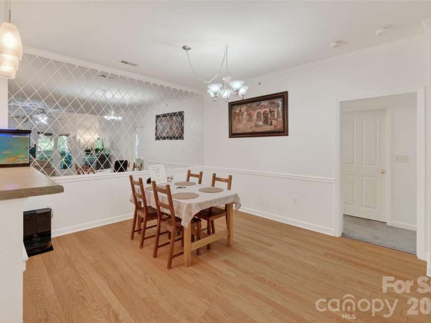 11915 Ridgeway Park Drive, Charlotte, NC 28277.  MLS# CAR4388105, YatesRealty ID 26924. 