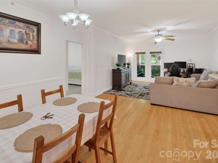 11915 Ridgeway Park Drive, Charlotte, NC 28277.  MLS# CAR4388105, YatesRealty ID 26924. 
