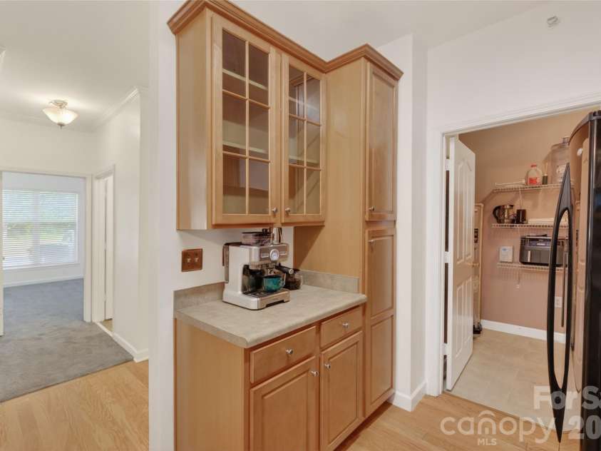 11915 Ridgeway Park Drive, Charlotte, NC 28277.  MLS# CAR4388105, YatesRealty ID 26924. 