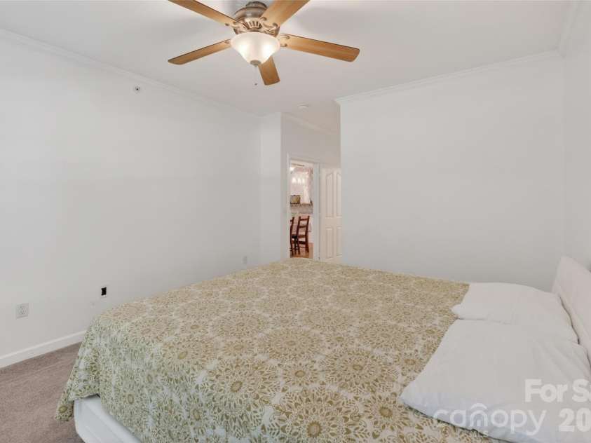 11915 Ridgeway Park Drive, Charlotte, NC 28277.  MLS# CAR4388105, YatesRealty ID 26924. 