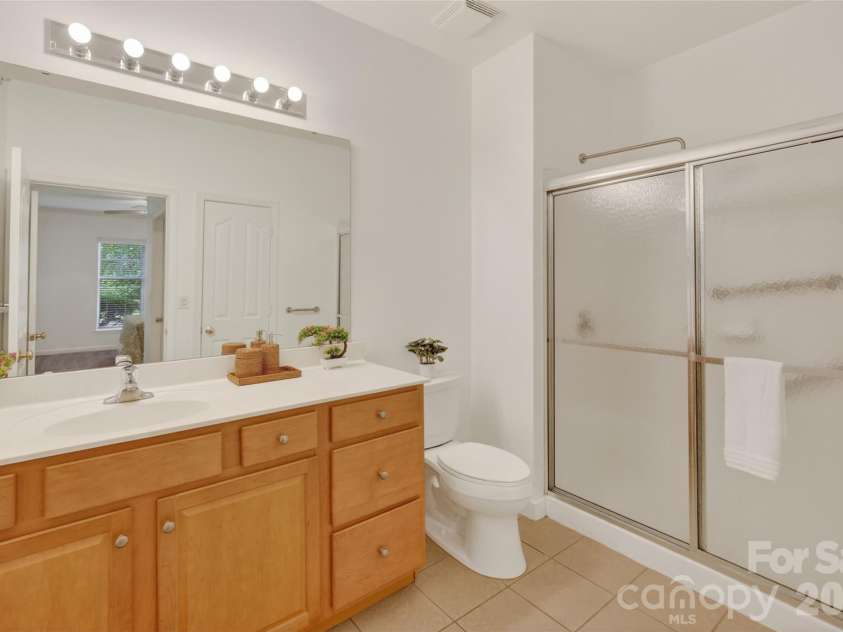 11915 Ridgeway Park Drive, Charlotte, NC 28277.  MLS# CAR4388105, YatesRealty ID 26924. 