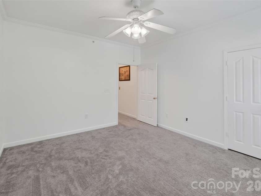 11915 Ridgeway Park Drive, Charlotte, NC 28277.  MLS# CAR4388105, YatesRealty ID 26924. 