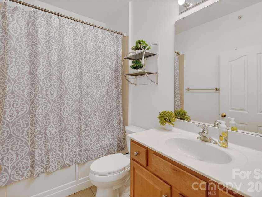 11915 Ridgeway Park Drive, Charlotte, NC 28277.  MLS# CAR4388105, YatesRealty ID 26924. 
