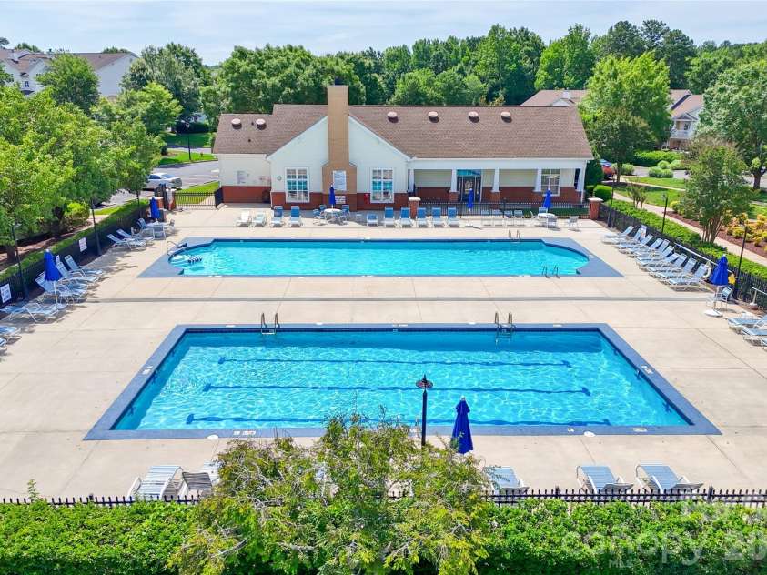 11915 Ridgeway Park Drive, Charlotte, NC 28277.  MLS# CAR4388105, YatesRealty ID 26924. 