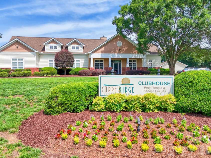 11915 Ridgeway Park Drive, Charlotte, NC 28277.  MLS# CAR4388105, YatesRealty ID 26924. 